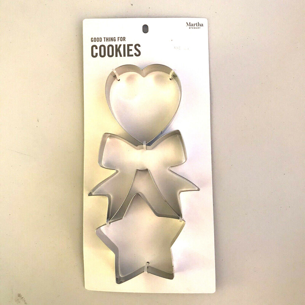 Martha Stewart Collection Cookie Cutters Set Of 3 Metal Star Bow Heart $17 NEW